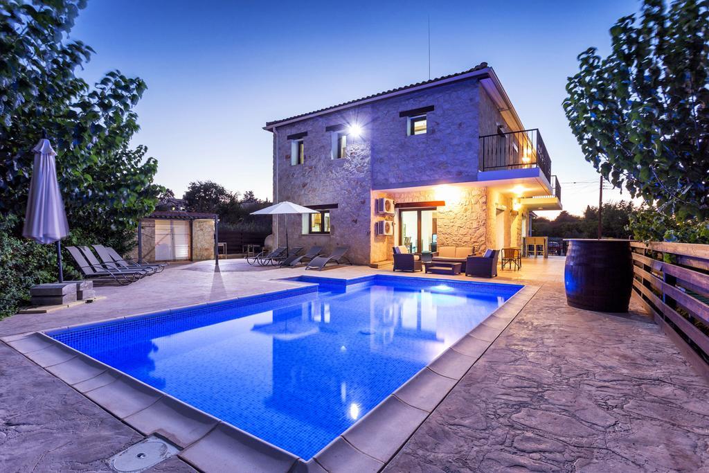 Villa Nikolina Dhrousha Kültér fotó